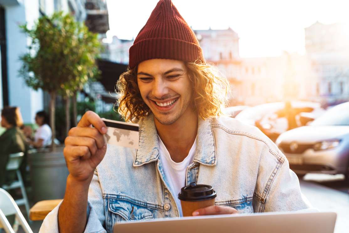 Top 7 Institutions Providing Banking for Digital Nomads